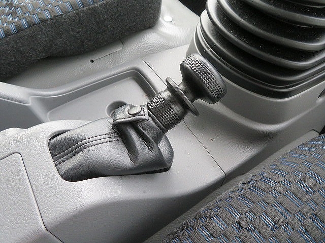 日野デュトロ冷凍車（冷蔵車）小型（2t・3t）[写真17]