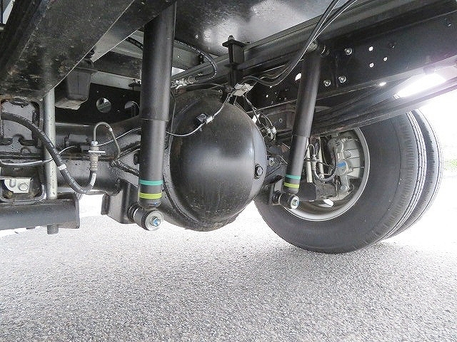 日野デュトロ冷凍車（冷蔵車）小型（2t・3t）[写真38]