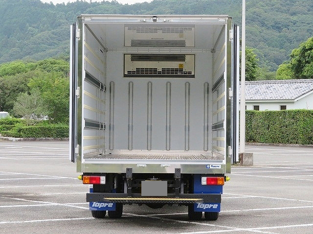 日野デュトロ冷凍車（冷蔵車）小型（2t・3t）[写真07]