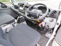 日野デュトロ冷凍車（冷蔵車）小型（2t・3t）[写真08]