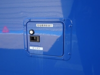 いすゞエルフ移動販売車小型（2t・3t）[写真23]