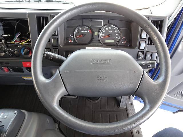 いすゞエルフ移動販売車小型（2t・3t）[写真33]