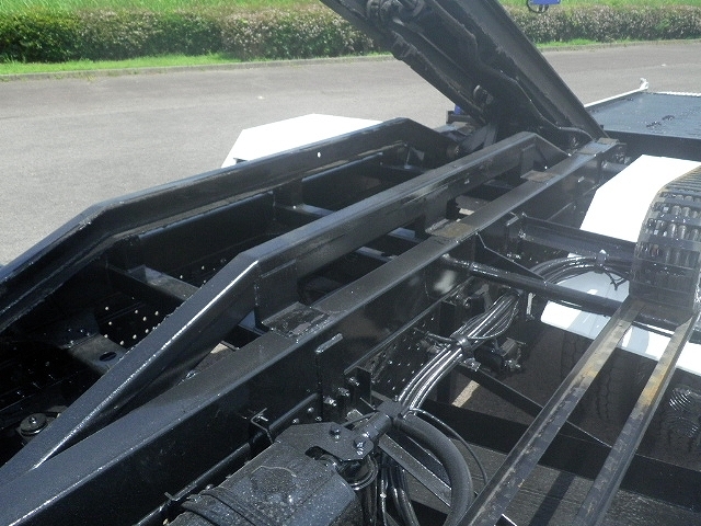 いすゞエルフセーフティローダー小型（2t・3t）[写真11]