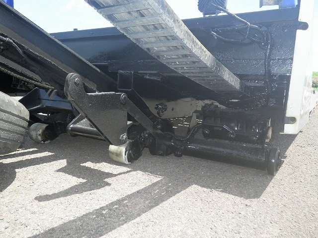 いすゞエルフセーフティローダー小型（2t・3t）[写真13]