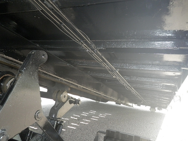 いすゞエルフセーフティローダー小型（2t・3t）[写真15]