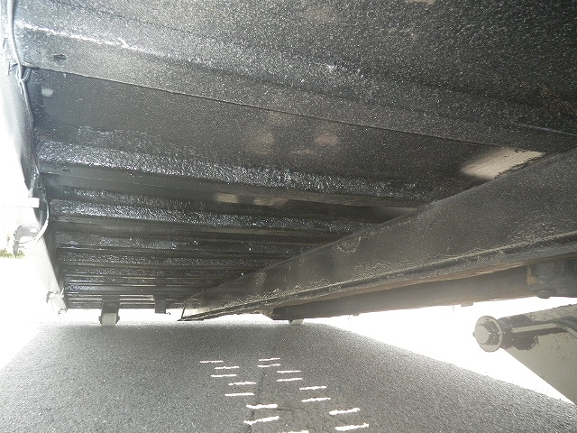 いすゞエルフセーフティローダー小型（2t・3t）[写真16]