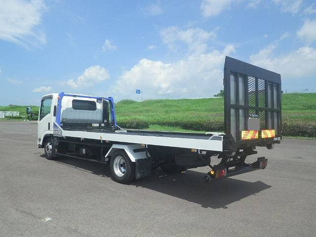 いすゞエルフセーフティローダー小型（2t・3t）[写真02]