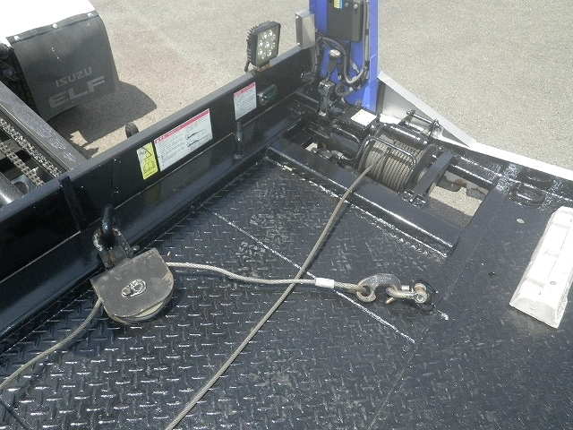 いすゞエルフセーフティローダー小型（2t・3t）[写真09]