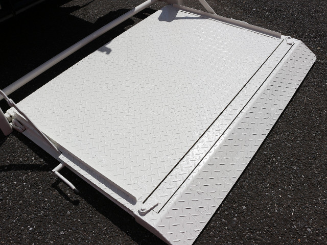 日野デュトロ平ボディ小型（2t・3t）[写真14]