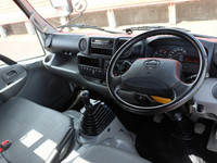 日野デュトロ平ボディ小型（2t・3t）[写真15]