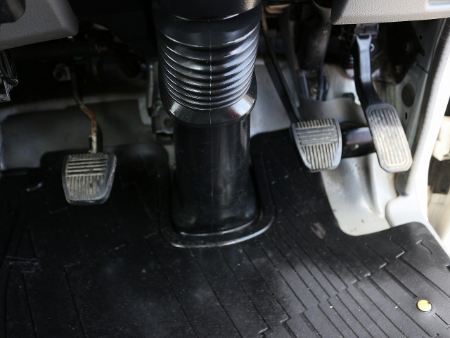 日野デュトロ平ボディ小型（2t・3t）[写真22]