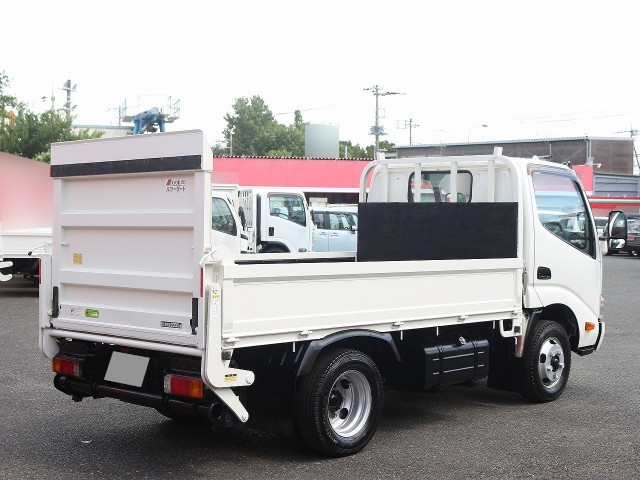 日野デュトロ平ボディ小型（2t・3t）[写真04]