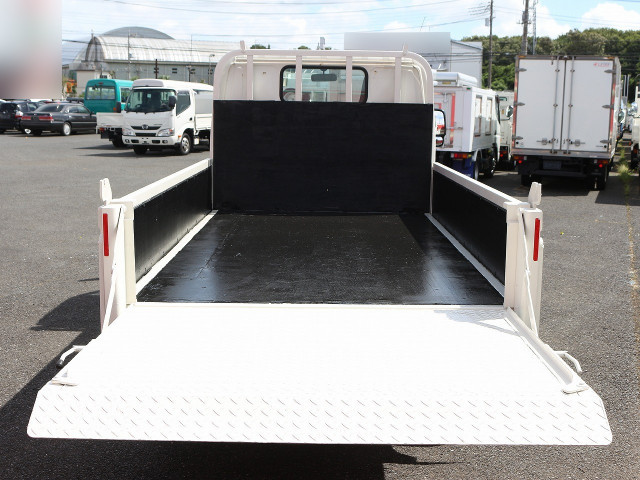 日野デュトロ平ボディ小型（2t・3t）[写真07]