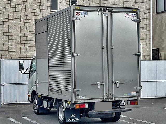 トヨタダイナアルミバン小型（2t・3t）[写真02]