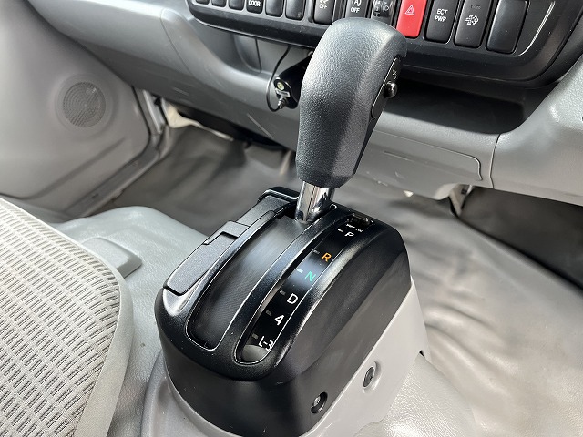 トヨタダイナアルミバン小型（2t・3t）[写真30]