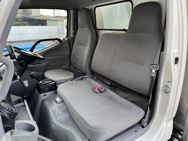 トヨタダイナアルミバン小型（2t・3t）[写真32]