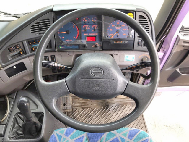 日野プロフィア深ダンプ（土砂禁ダンプ）大型（10t）[写真20]