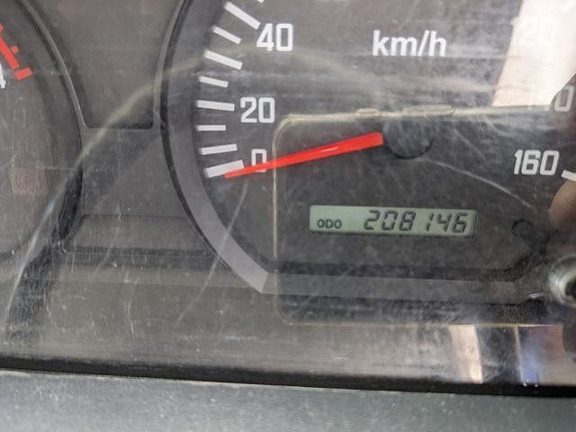 マツダタイタンクレーン3段小型（2t・3t）[写真15]