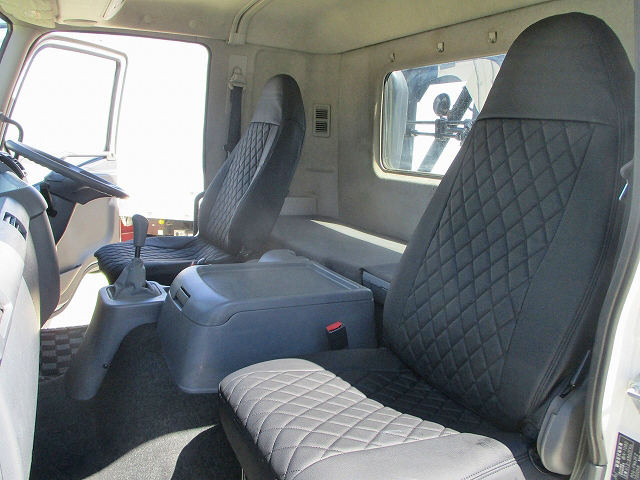 三菱ふそうファイターセルフローダー増トン（6t・8t）[写真08]