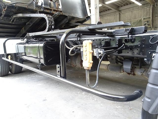 三菱ふそうキャンター回送車小型（2t・3t）[写真12]