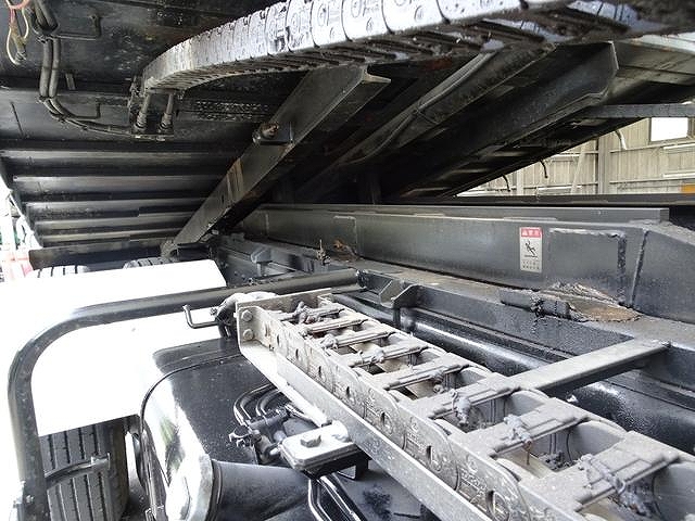 三菱ふそうキャンター回送車小型（2t・3t）[写真13]