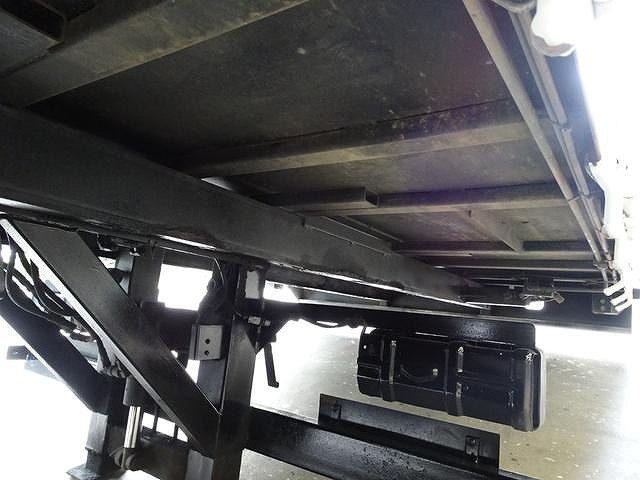 三菱ふそうキャンター回送車小型（2t・3t）[写真17]