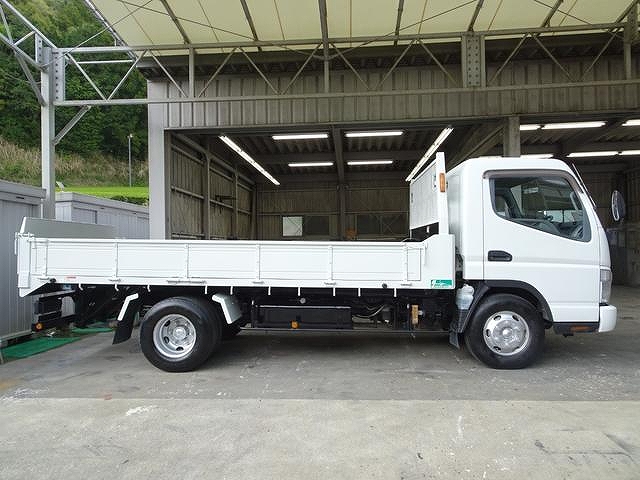 三菱ふそうキャンター回送車小型（2t・3t）[写真03]