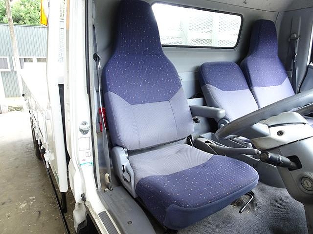 三菱ふそうキャンター回送車小型（2t・3t）[写真34]