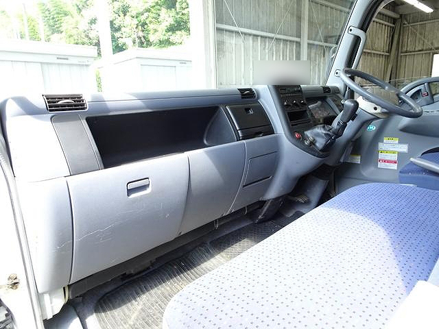 三菱ふそうキャンター回送車小型（2t・3t）[写真36]