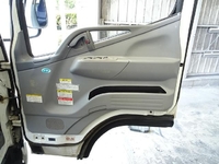 三菱ふそうキャンター回送車小型（2t・3t）[写真38]