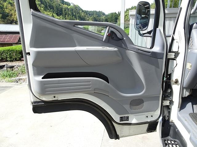 三菱ふそうキャンター回送車小型（2t・3t）[写真39]