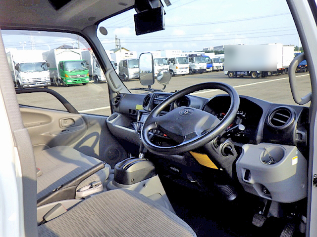 トヨタダイナ冷凍車（冷蔵車）小型（2t・3t）[写真11]