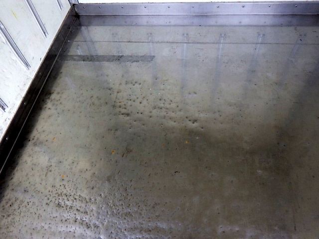 トヨタダイナ冷凍車（冷蔵車）小型（2t・3t）[写真09]