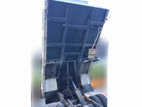 三菱ふそうキャンターダンプ小型（2t・3t）[写真10]