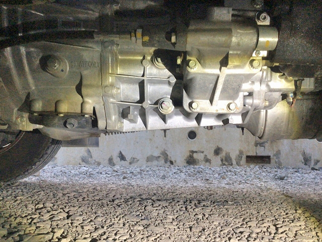 三菱ふそうキャンターダンプ小型（2t・3t）[写真14]