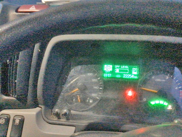 三菱ふそうキャンターダンプ小型（2t・3t）[写真11]