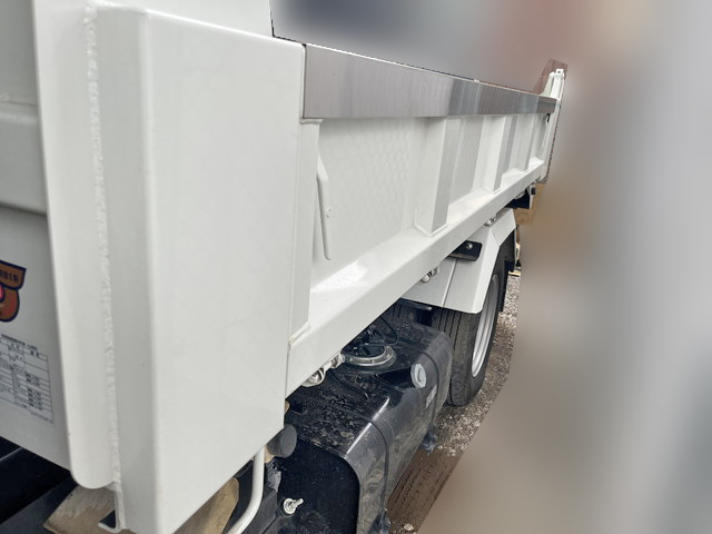 三菱ふそうキャンターローダーダンプ小型（2t・3t）[写真12]