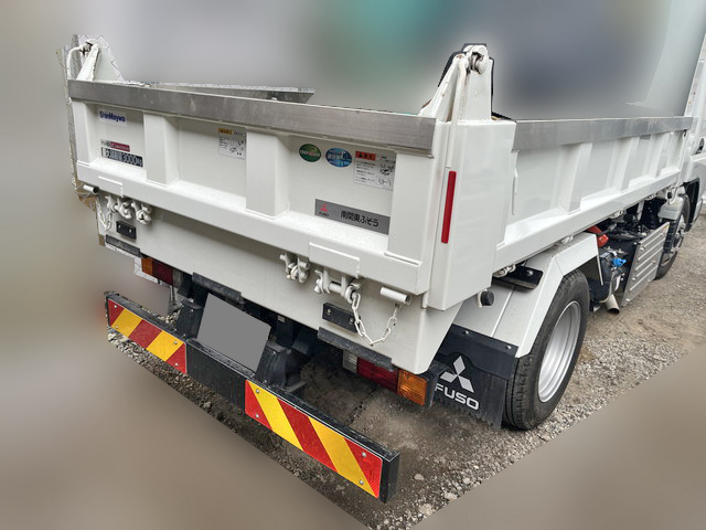 三菱ふそうキャンターローダーダンプ小型（2t・3t）[写真02]