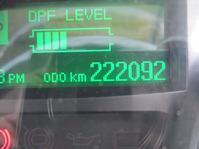 三菱ふそうキャンタークレーン4段小型（2t・3t）[写真06]