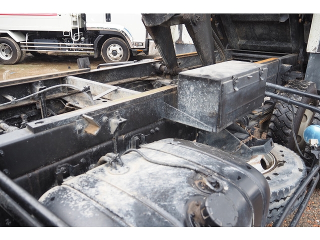 三菱ふそうファイター深ダンプ（土砂禁ダンプ）中型（4t）[写真27]