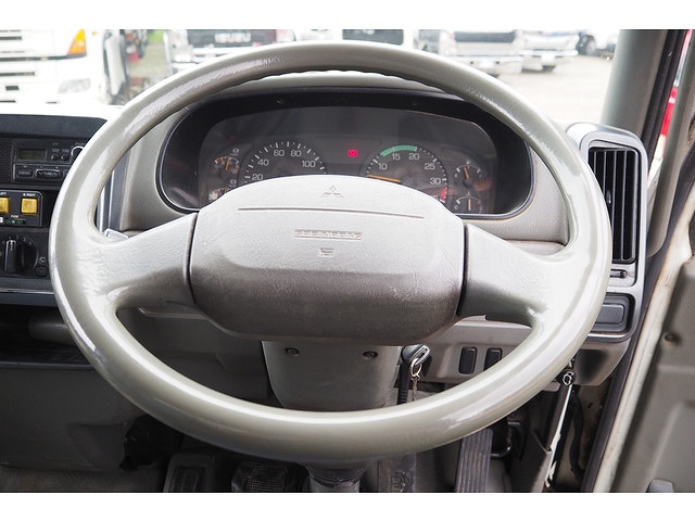 三菱ふそうファイター深ダンプ（土砂禁ダンプ）中型（4t）[写真39]