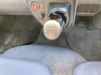 三菱ふそうキャンターアルミバン小型（2t・3t）[写真14]