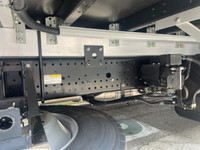 いすゞフォワードアルミウイング中型（4t）[写真19]