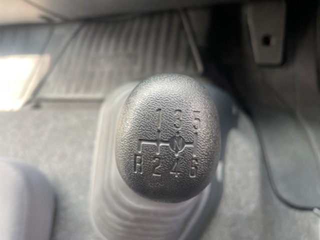 いすゞフォワードアルミウイング中型（4t）[写真31]