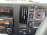 いすゞフォワードアルミウイング中型（4t）[写真33]