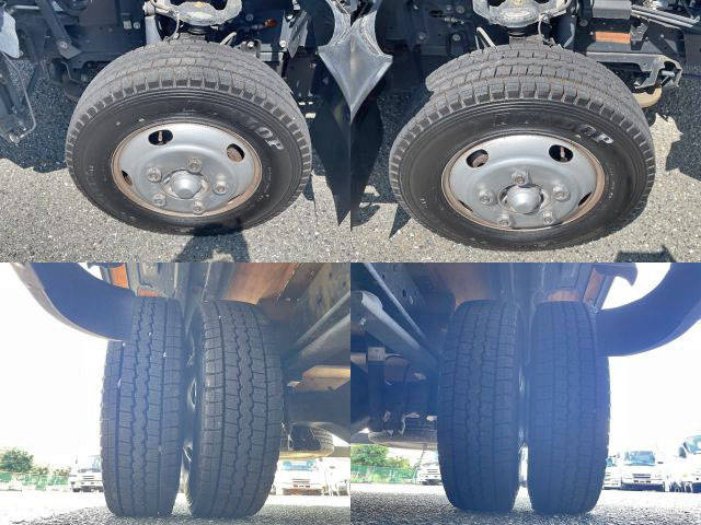 いすゞエルフ平ボディ小型（2t・3t）[写真17]