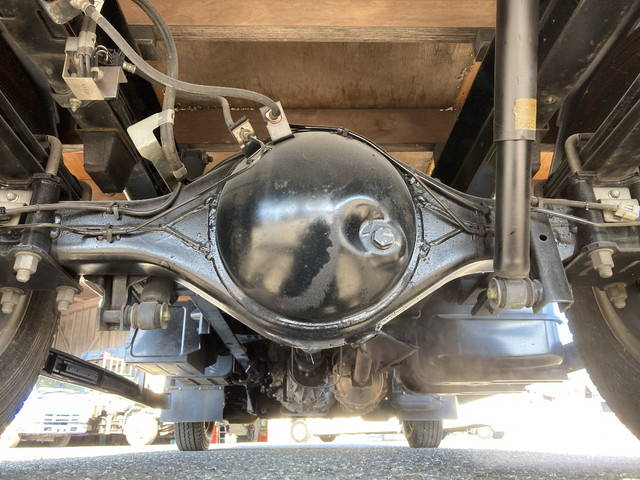 いすゞエルフ平ボディ小型（2t・3t）[写真19]