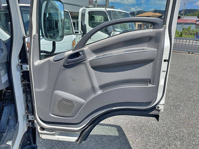 いすゞエルフ平ボディ小型（2t・3t）[写真23]