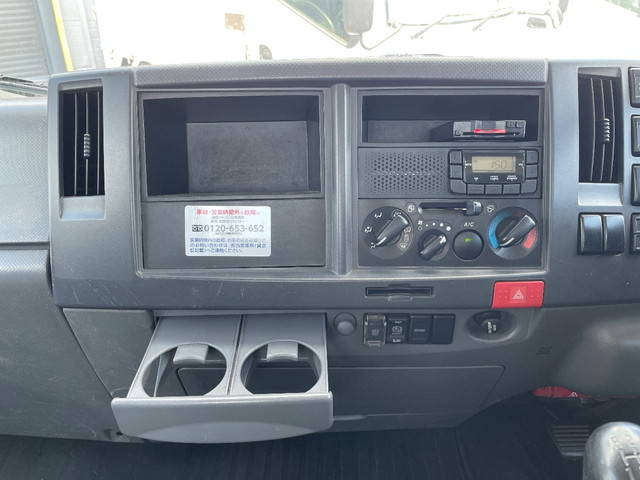 いすゞエルフ平ボディ小型（2t・3t）[写真33]