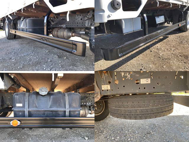 いすゞエルフ平ボディ小型（2t・3t）[写真17]